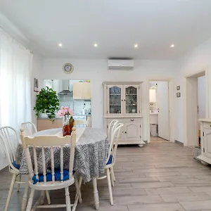 Duje Apartament Trogir